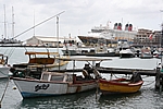 Aruba - MS Disney Magic im Hafen von Oranjestad