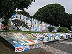 Insel Faial (Azoren) - es ist alte Tradition, dass sich Atlantiküberquerer an der Hafenmauer von Horta künstlerisch verewigen