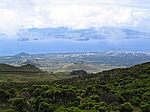 Insel Pico (Azoren) - Blick vom Pico auf die Inselhauptstadt Madalena sowie die Nachbarinsel Faial