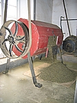 Insel Sao Miguel (Azoren) - Noch in Gebrauch: Uralte englische Maschinen bei "Plantações de Chá Gorreana"
