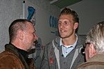 Lars Kaufmann mit seinem ehemaligen Jugendtrainer Matthias Wolf