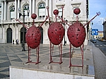 Lissabon - Moderne Kunst vorm Rathaus
