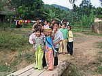 Auf dem Weg von Hanoi nach Sapa - Schulkinder